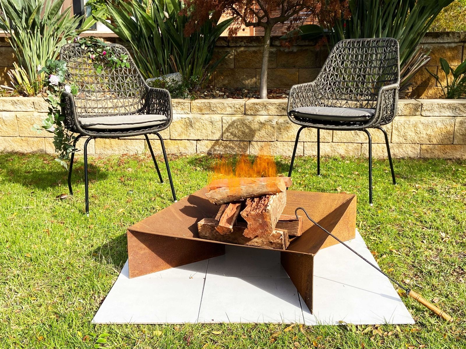 Firepit with Ash Tray - Rust